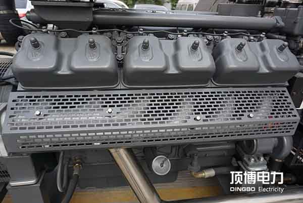 發(fā)電機廠家為您分析運行中的柴油發(fā)電機組機油不降反升的原因