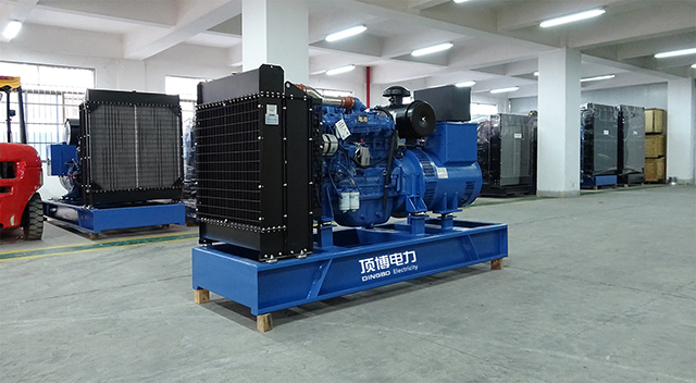 想買(mǎi)柴油發(fā)電機(jī)？這些工作原理是您必須了解的——找到適合您的發(fā)電解決方案